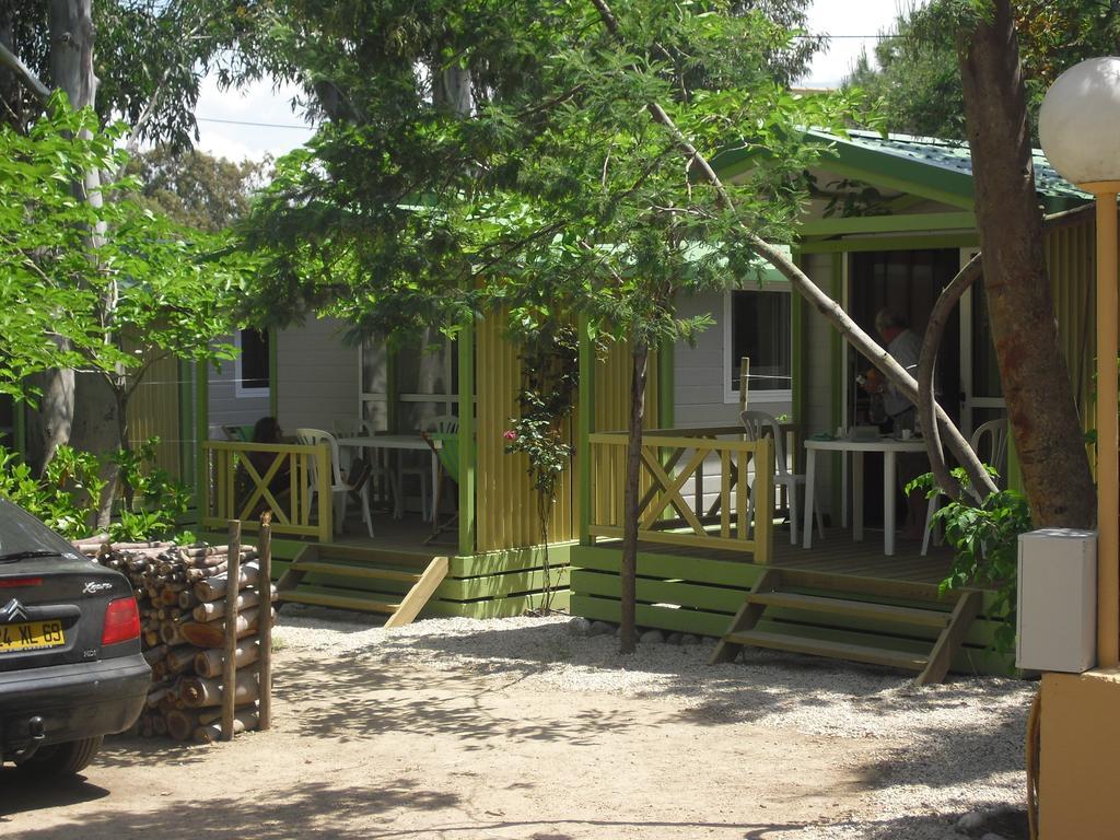 Camping La Cle Des Champs Calvi  Bagian luar foto
